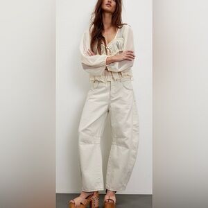 We The Free Good Luck Mid-Rise Barrel Jeans Color Milk Copper Button Fly Size 26